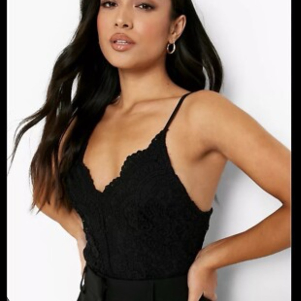 Windsor Black Crochet Lace Bodysuit Size Large Criss-Cross Back Straps